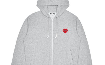 CDG Hoodie = Closet MVP