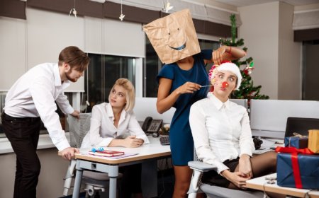 Navigating Change: How to Communicate Total  Rewards Effectively During Organizational Shifts