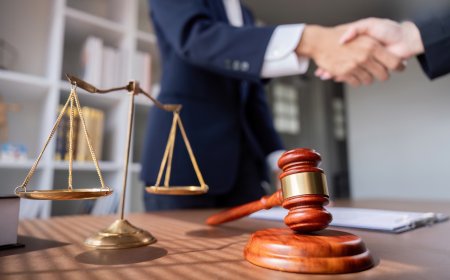 Why Hiring a Real Estate Attorney in Naples Is a Smart Move