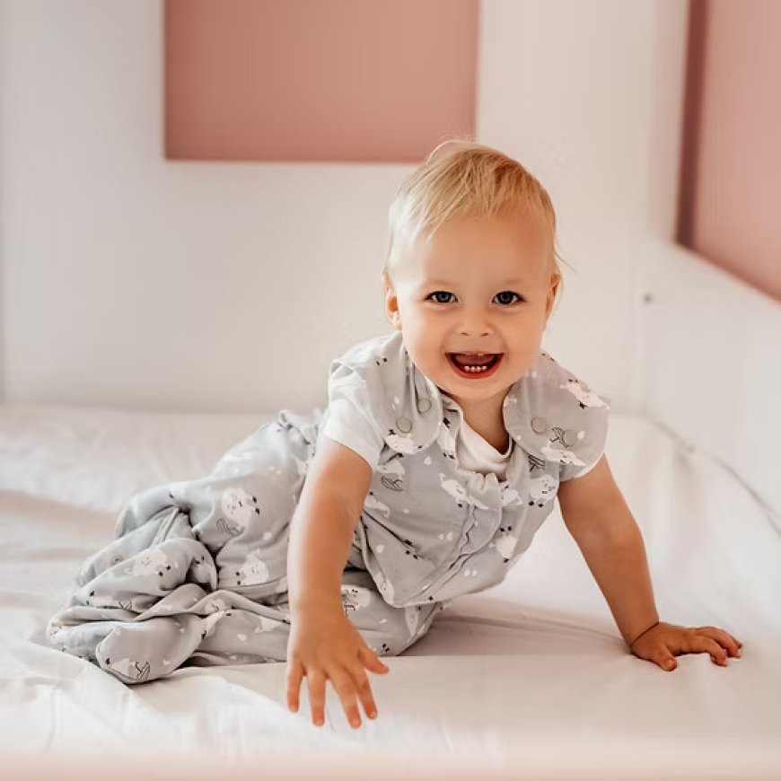 Baby Swaddle in UAE | Tickle Tickle