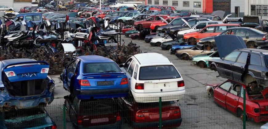 How Wrecked Cars Power Garage Projects and Custom Builds