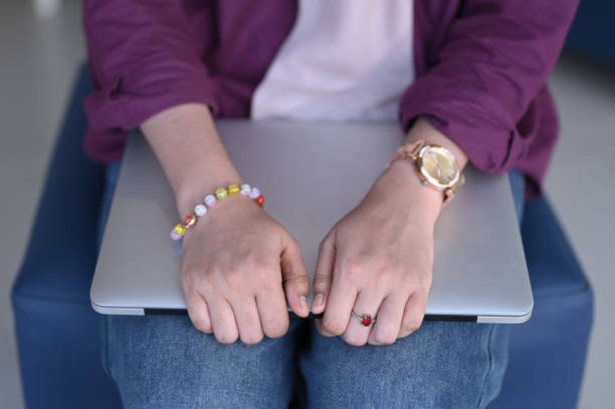 Mastering SWOT Analysis: Best Assignment Help Services in the UK for Students